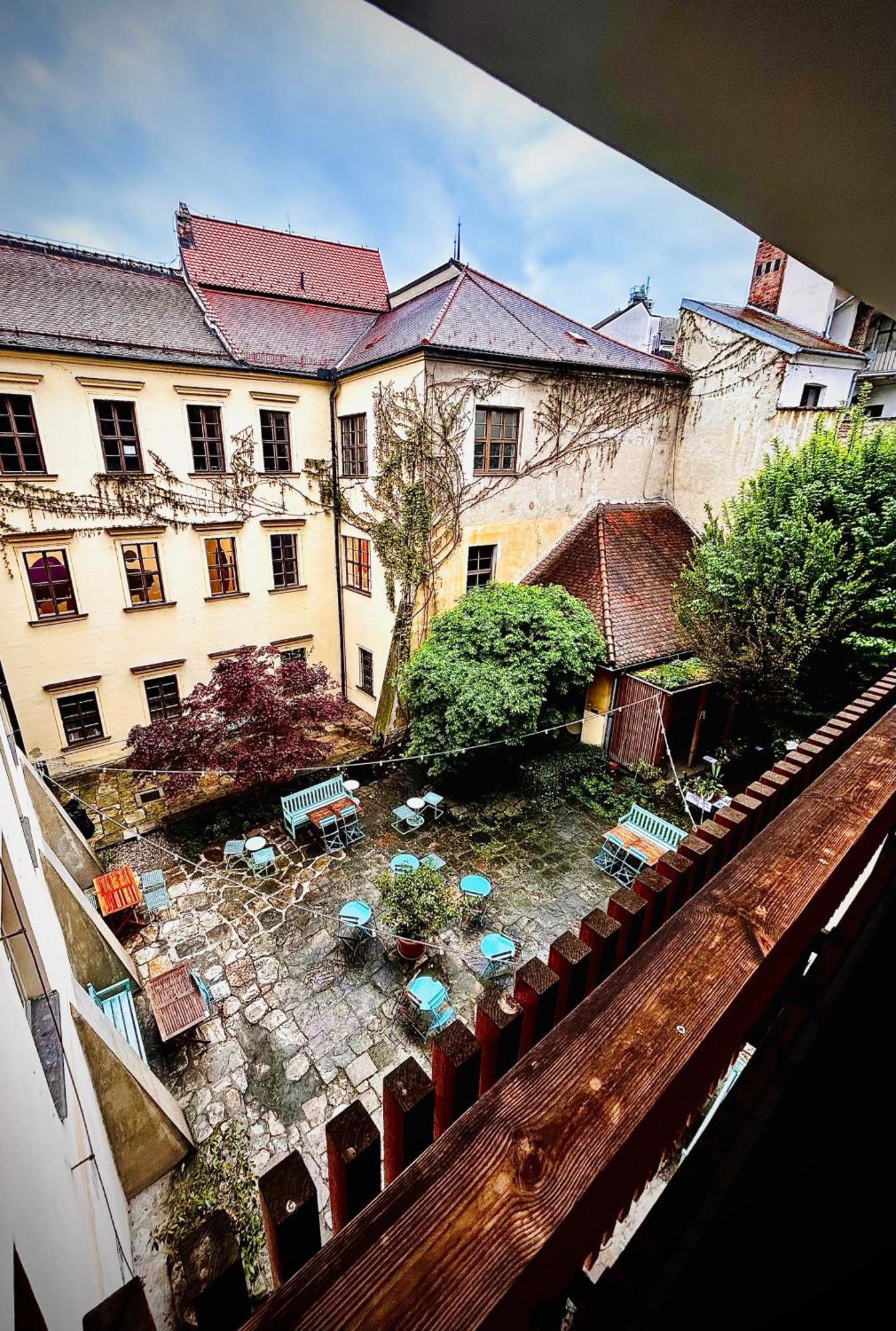 Mitte Apartments Brünn Exterior foto